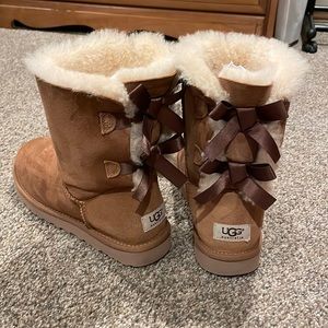 Bailey Bow Uggs